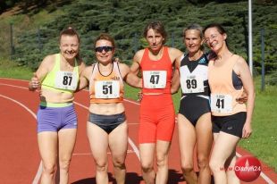 Seniorzy wyszli na sportowe areny