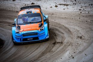 Zbigniew Staniszewski najlepszy w klasie supercars podczas łączonej rundy FIA CEZ i MP rallycross w Sedlcanach