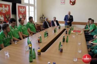 Tradycyjnie przed sezonem siatkarze AZS Indykpol odwiedzili marszałka