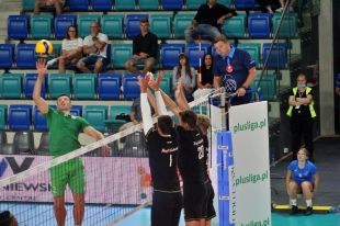 Zielona Armia po pierwszych sparingach