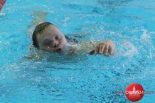 Ruszyła ósma sztafeta pływacka ku czci Jana Pawła II