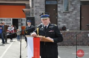 Odznaczenia i awanse na Dzień Strażaka