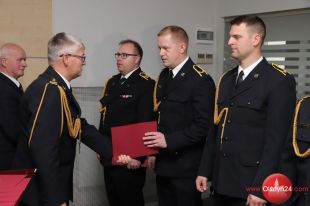 Uroczysty apel warmińsko-mazurskich strażaków na 100-lecie niepodległości