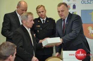 Starostwo przekazało OSP z powiatu detektory tlenku węgla