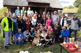 Biskupczanie pożegnali lato na rowerach